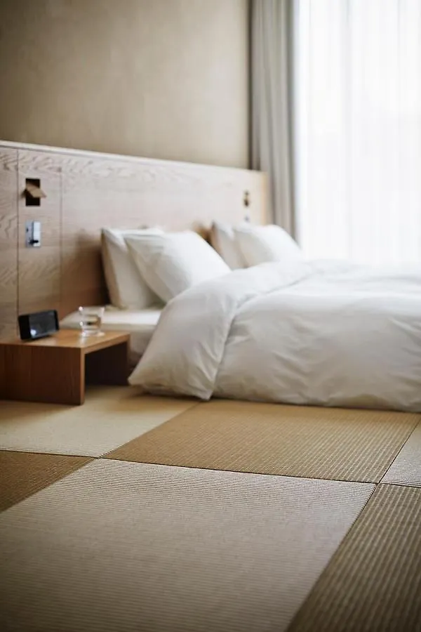טוקיו Muji Hotel Ginza 4*,
